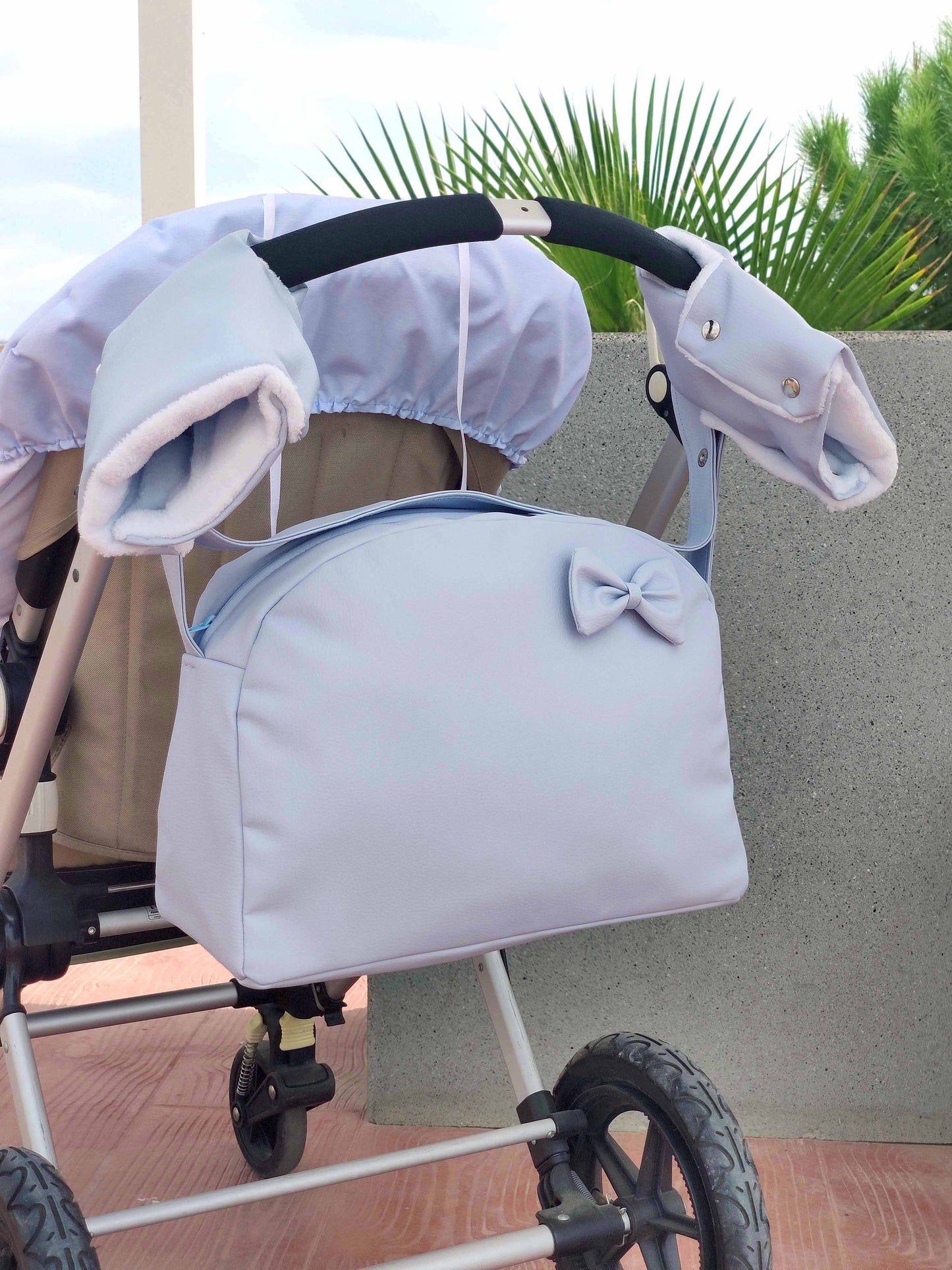 Bolso Carro Bebe Polipiel Bolso Carrito Bebe Personalizado con Oso Bordado Bolsa Maternidad Bolso Hospital Bebé con asa larga para colgar