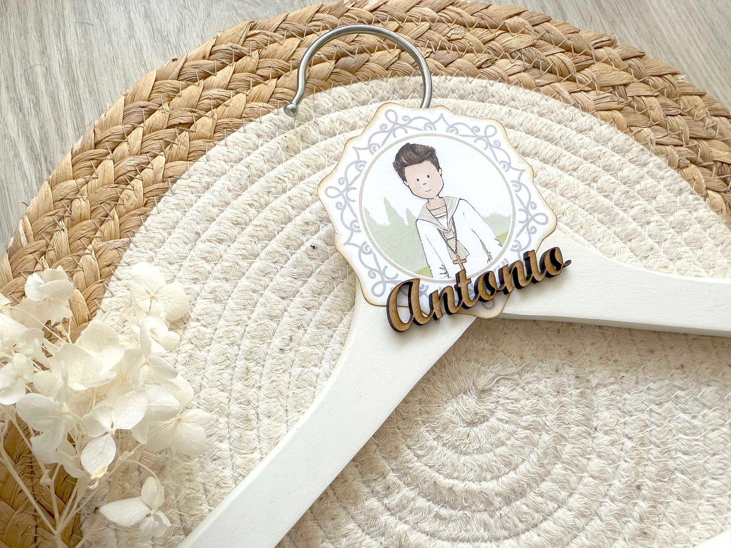 Percha Comunión Niño Beige